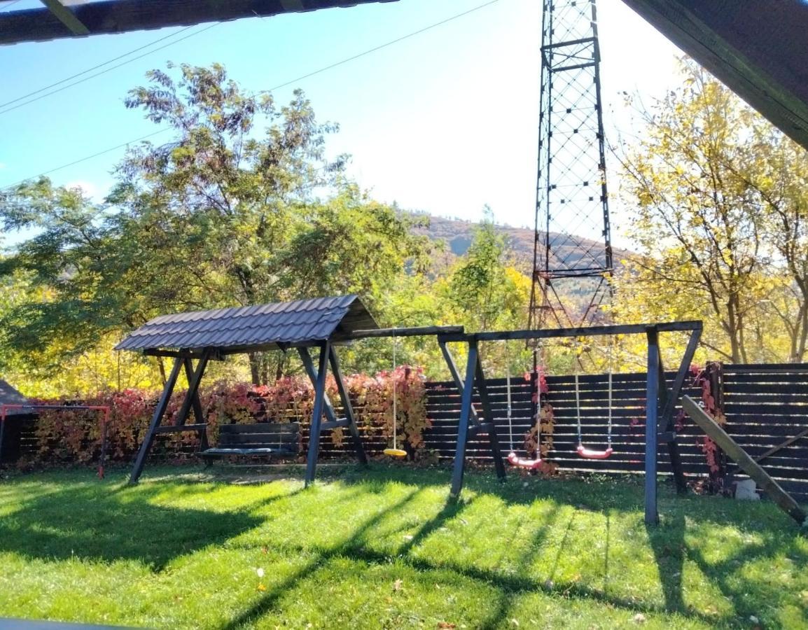 Vila Roxana Pangarati Exteriör bild