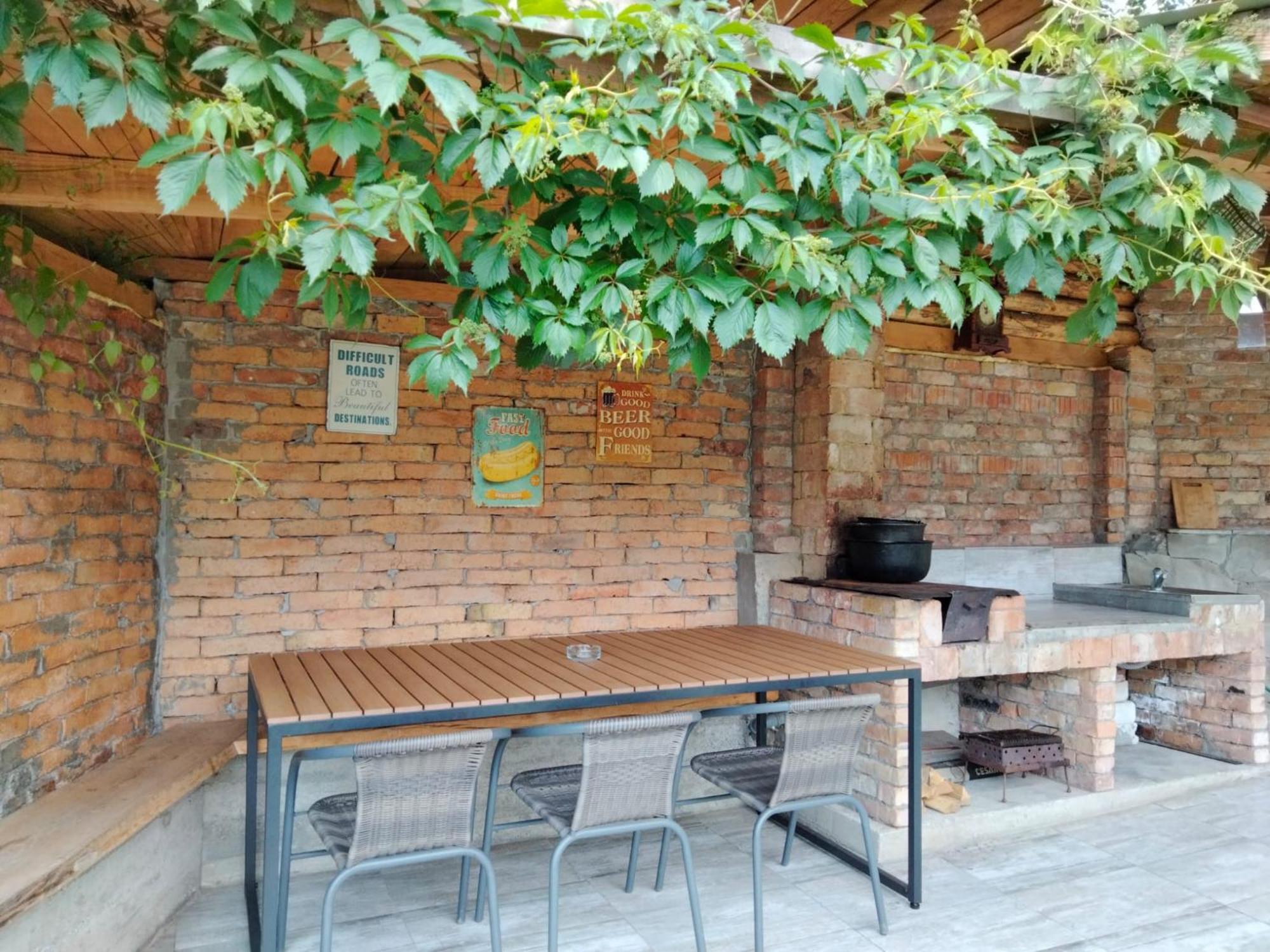 Vila Roxana Pangarati Exteriör bild