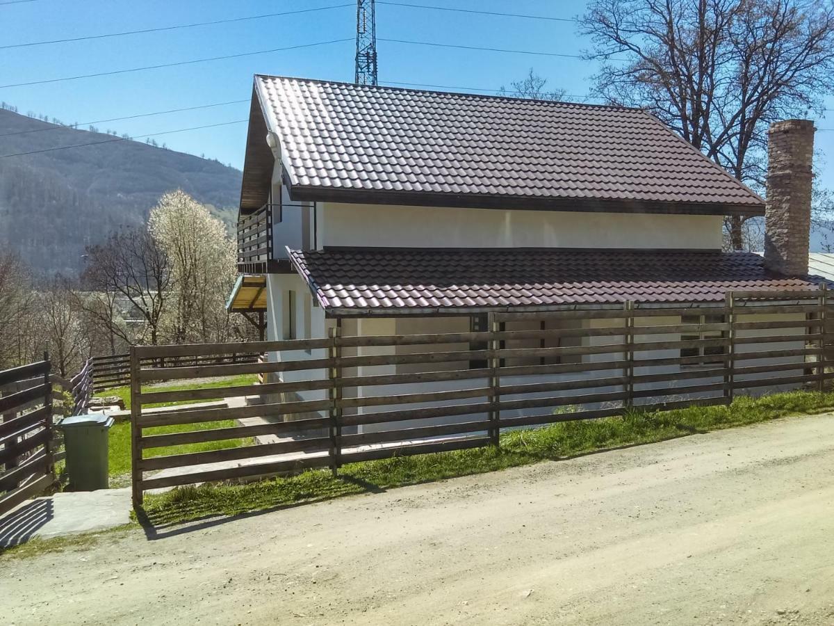 Vila Roxana Pangarati Exteriör bild